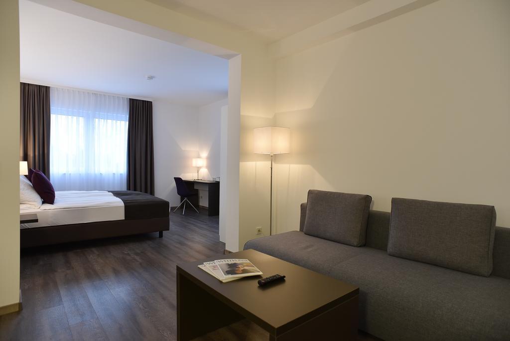 Guesthouse Lichtenau Nussloch Номер фото
