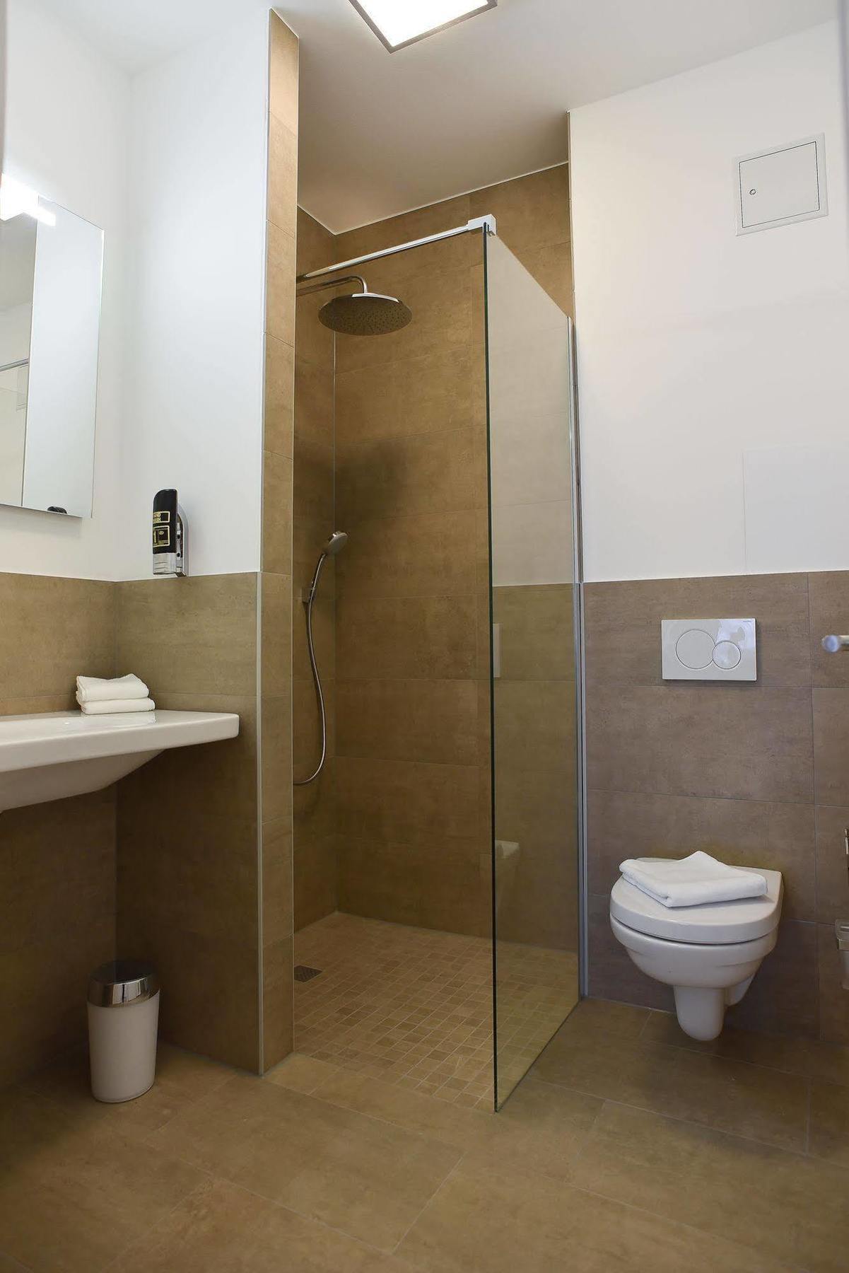 Guesthouse Lichtenau Nussloch Экстерьер фото