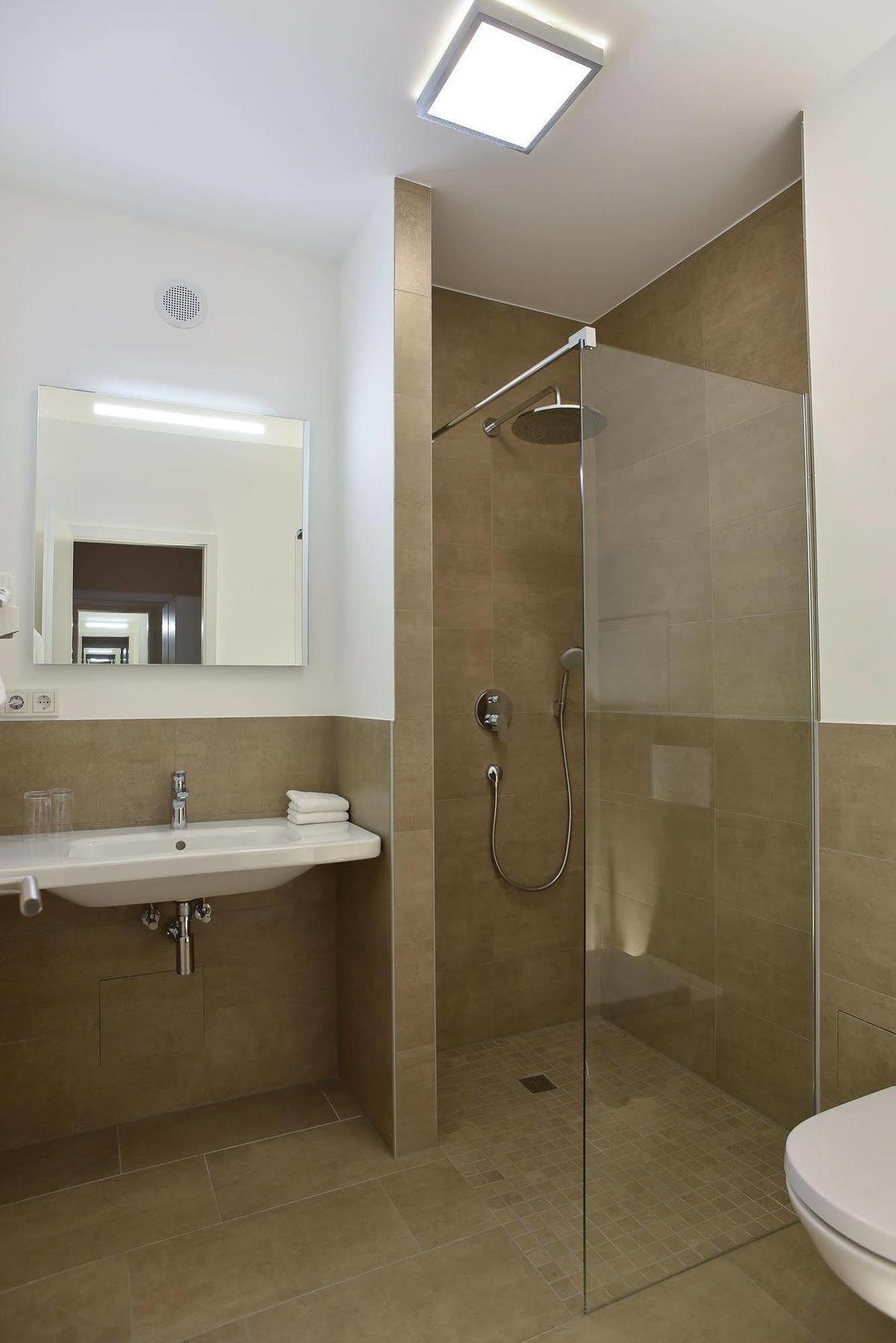 Guesthouse Lichtenau Nussloch Экстерьер фото